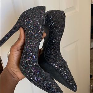 Pump heels